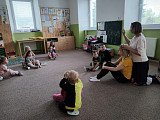 Podpora vzájemného respektu a bezpečného fyzického kontaktu ve školách.